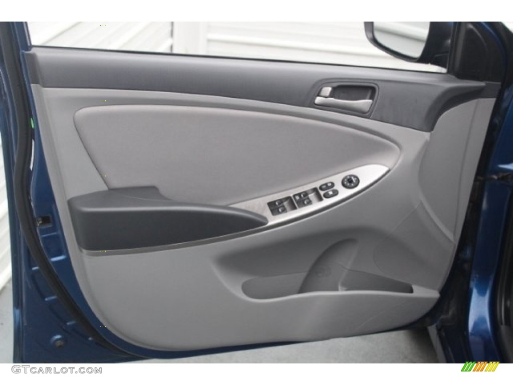 2016 Accent SE Sedan - Pacific Blue / Gray photo #13