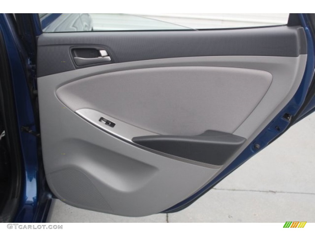 2016 Accent SE Sedan - Pacific Blue / Gray photo #27