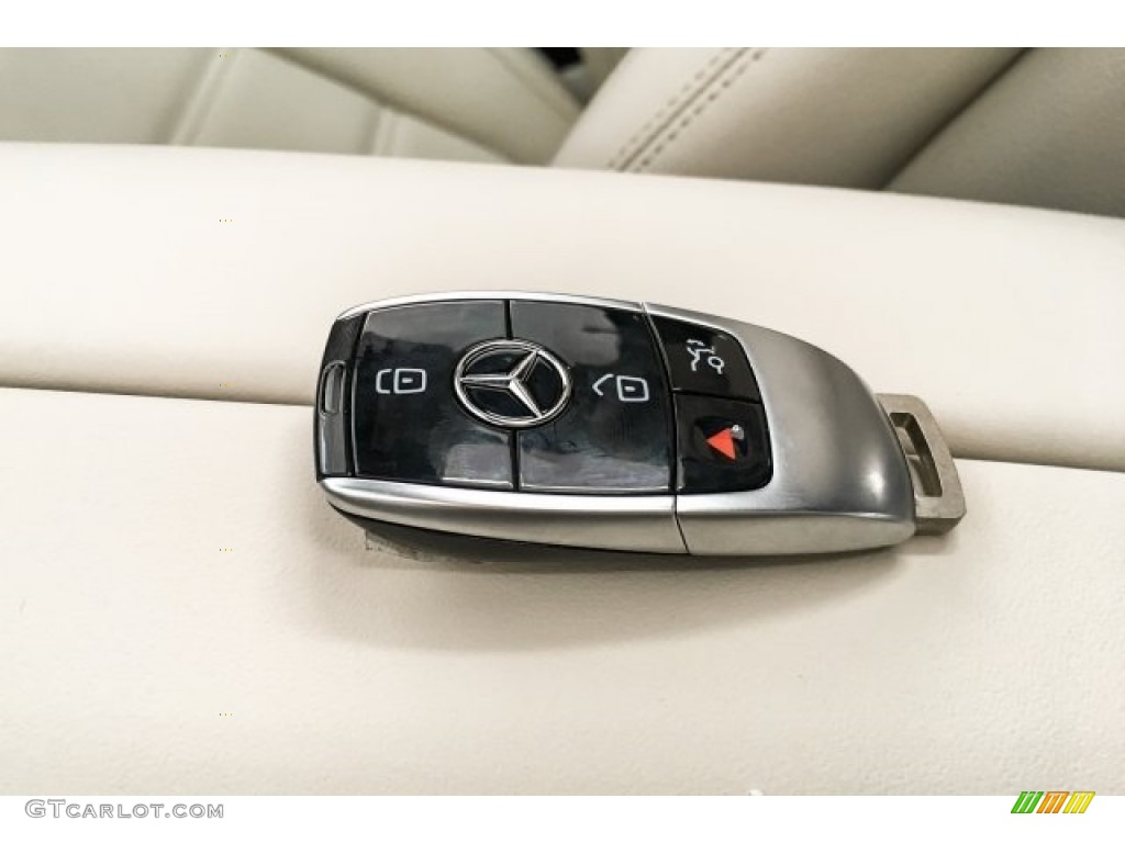 2018 Mercedes-Benz E 43 AMG 4Matic Sedan Keys Photos