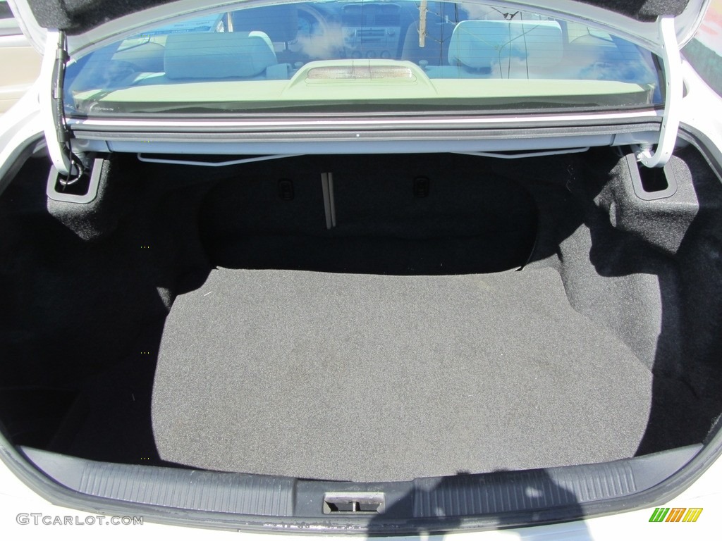 2005 Solara SE V6 Coupe - Arctic Frost Pearl White / Ivory photo #22