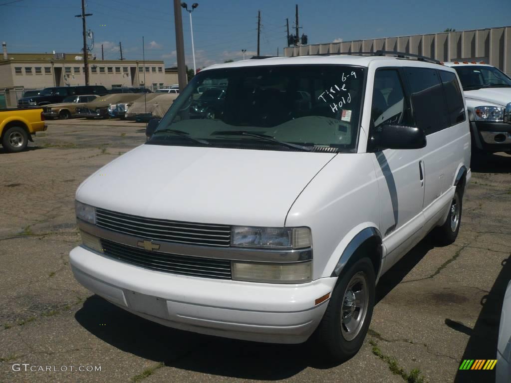 Ivory White Chevrolet Astro