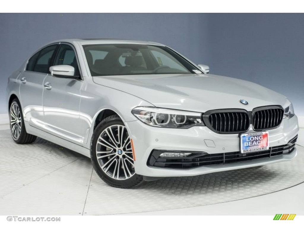 2018 5 Series 530i Sedan - Glacier Silver Metallic / Black photo #11