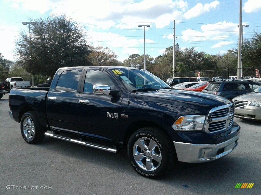 2018 1500 Big Horn Crew Cab - True Blue Pearl / Black/Diesel Gray photo #8
