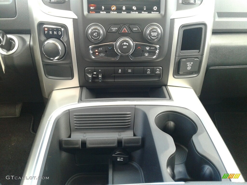 2018 1500 Big Horn Crew Cab - True Blue Pearl / Black/Diesel Gray photo #17