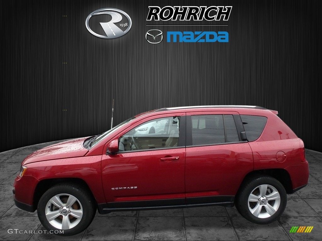 2016 Compass Latitude 4x4 - Deep Cherry Red Crystal Pearl / Light Pebble Beige/Dark Slate Gray photo #4