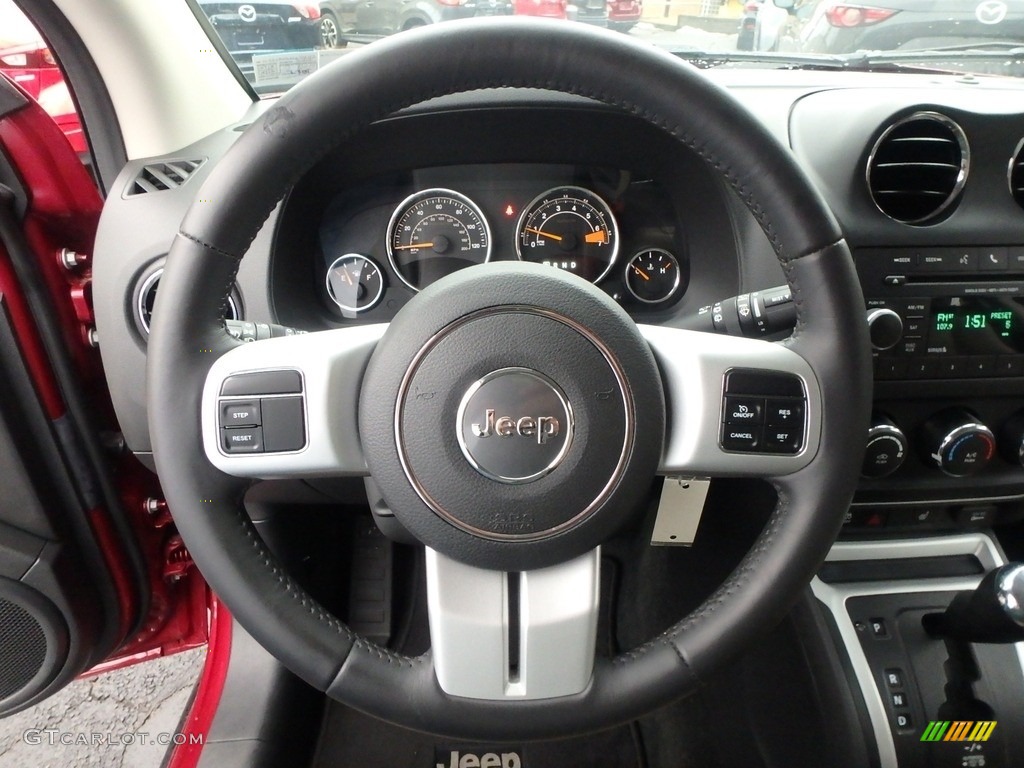 2016 Compass Latitude 4x4 - Deep Cherry Red Crystal Pearl / Light Pebble Beige/Dark Slate Gray photo #20