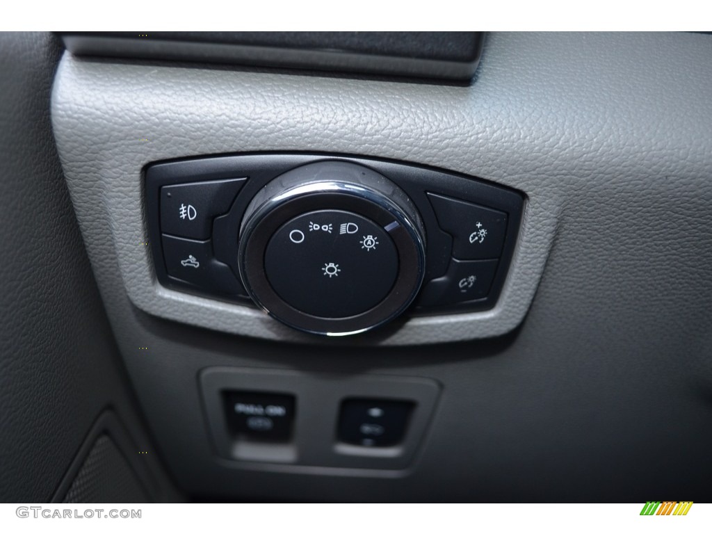 2018 F150 XLT SuperCrew 4x4 - Ingot Silver / Light Camel photo #20