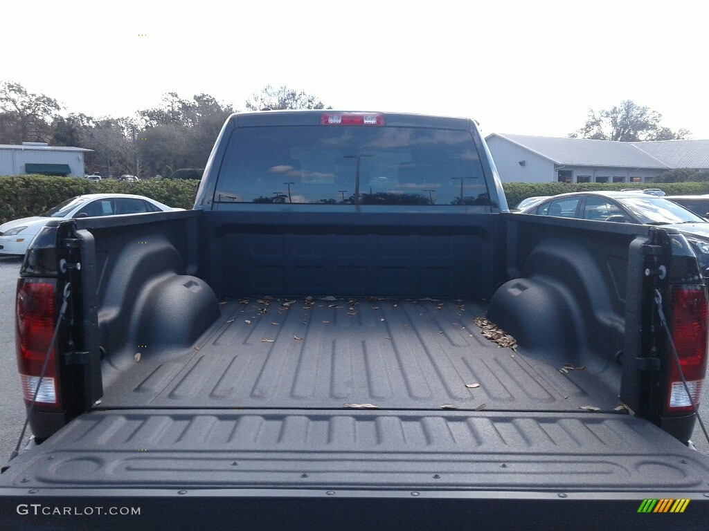 2018 1500 Express Quad Cab - Brilliant Black Crystal Pearl / Black/Diesel Gray photo #19