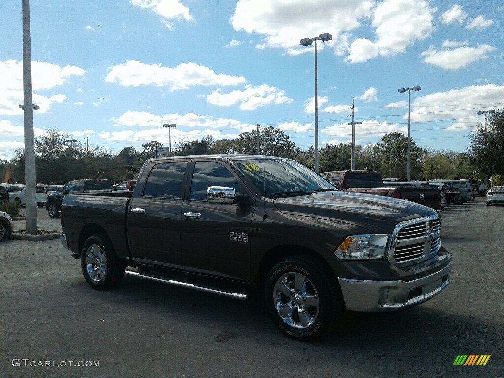 2018 1500 Big Horn Crew Cab - Walnut Brown Metallic / Black/Diesel Gray photo #7