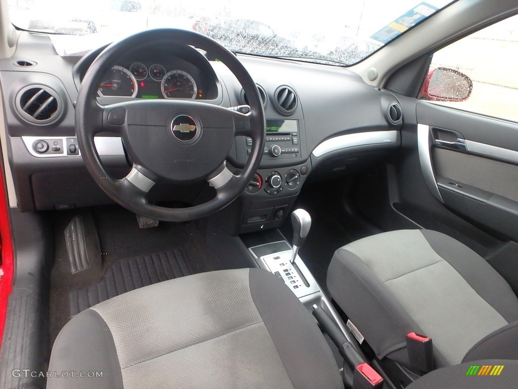 2010 Aveo Aveo5 LT - Sport Red / Charcoal photo #10