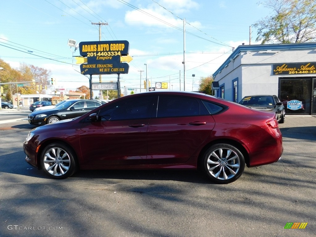 2015 200 S - Velvet Red Pearl / Black photo #8