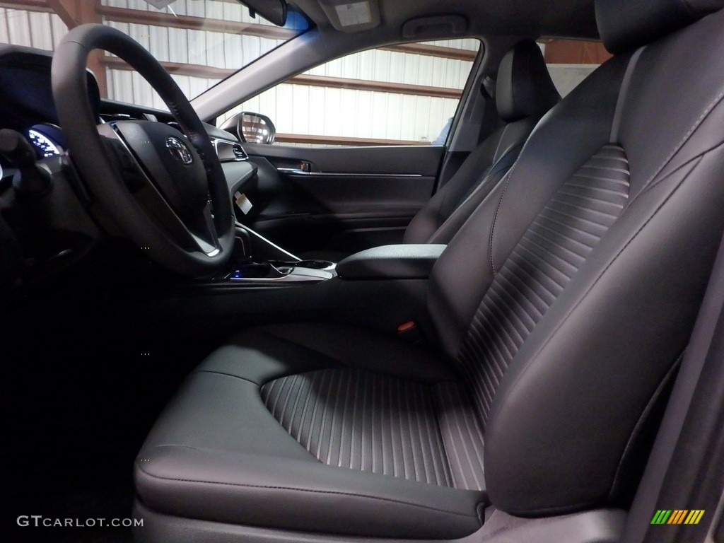 2018 Camry SE - Celestial Silver Metallic / Black photo #6