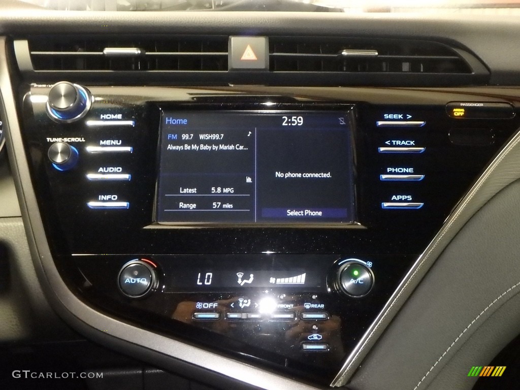 2018 Camry SE - Celestial Silver Metallic / Black photo #12