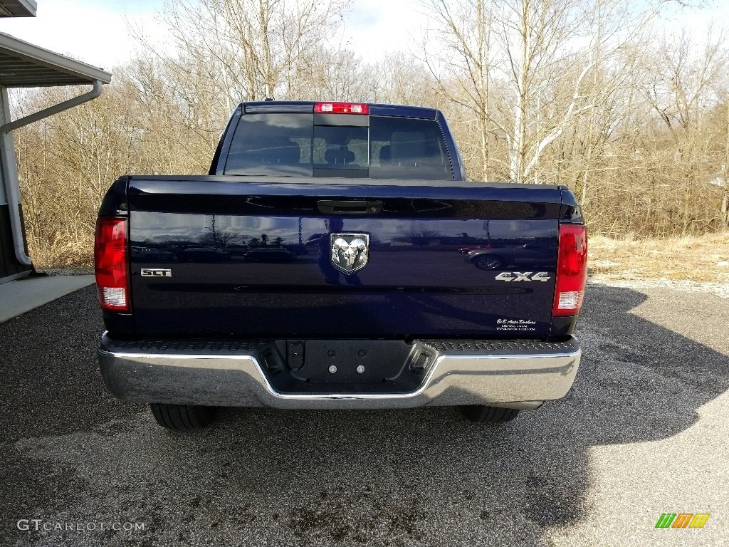 2017 1500 Big Horn Crew Cab 4x4 - True Blue Pearl / Black/Diesel Gray photo #4