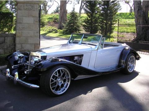 1936 Mercedes-Benz 500K Special Roadster Marlene Reproduction Data, Info and Specs