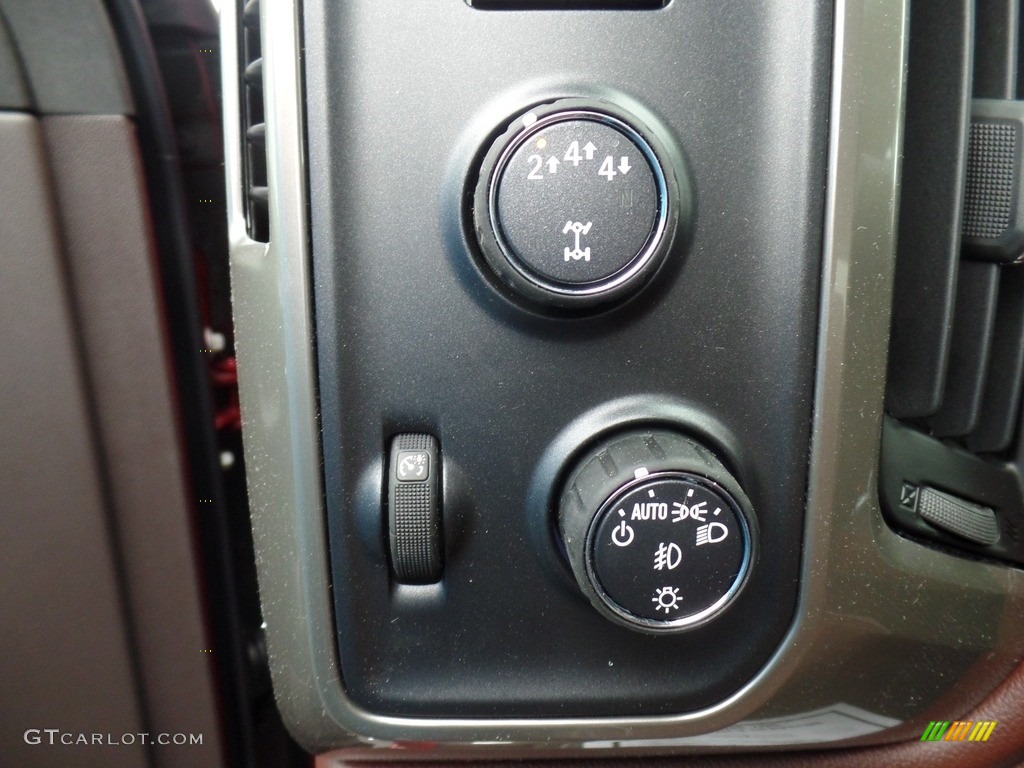 2018 Chevrolet Silverado 2500HD High Country Crew Cab 4x4 Controls Photo #125529005