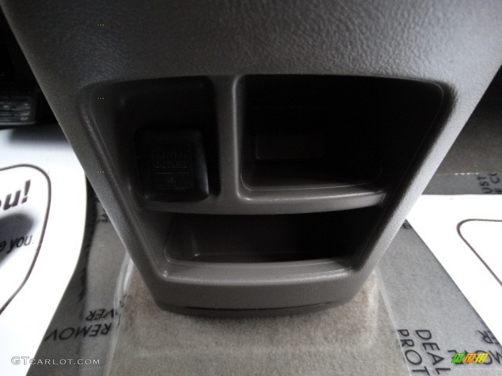2011 CR-V SE 4WD - Taffeta White / Black photo #30