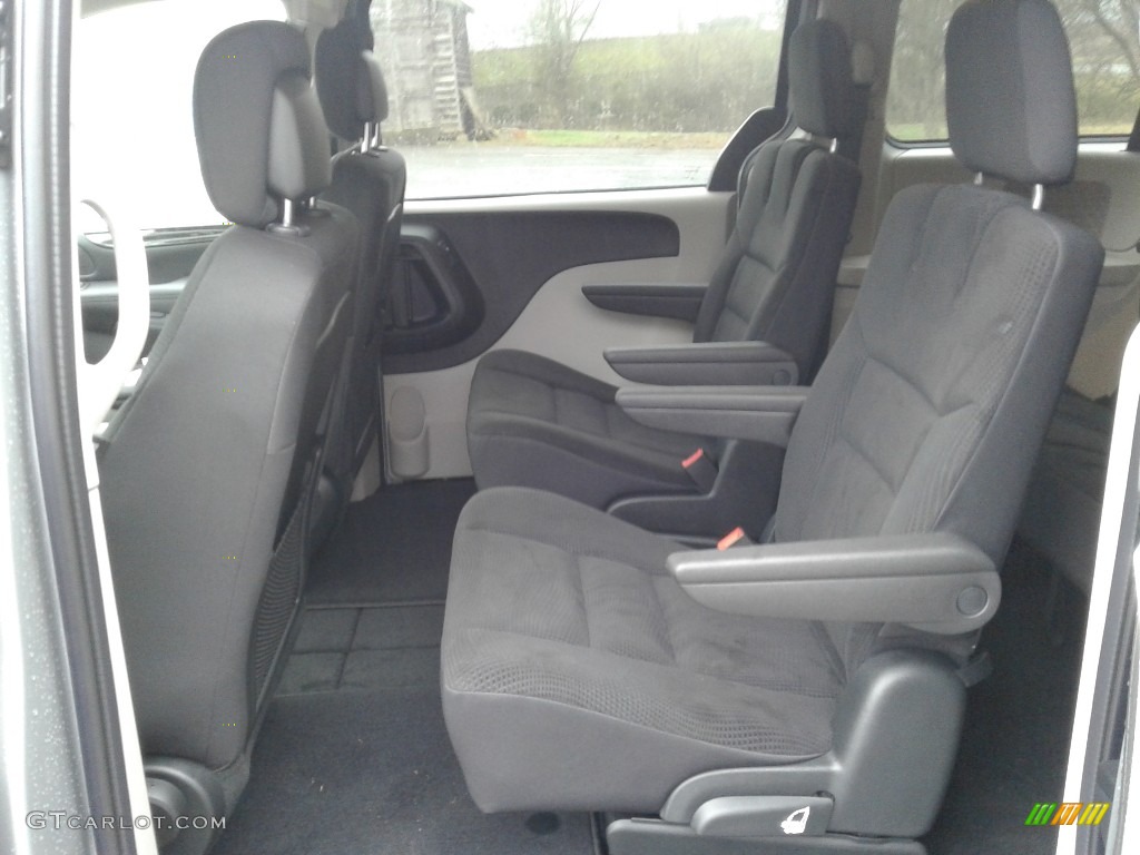 2018 Dodge Grand Caravan SE Rear Seat Photo #125529182
