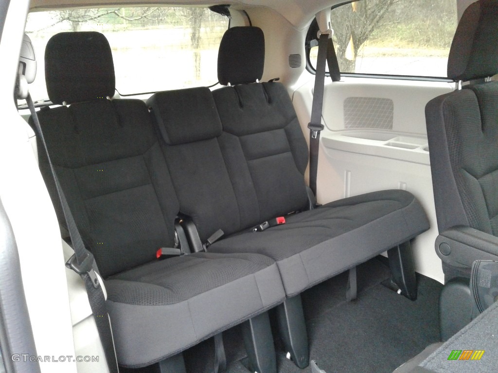 2018 Dodge Grand Caravan SE Rear Seat Photo #125529275