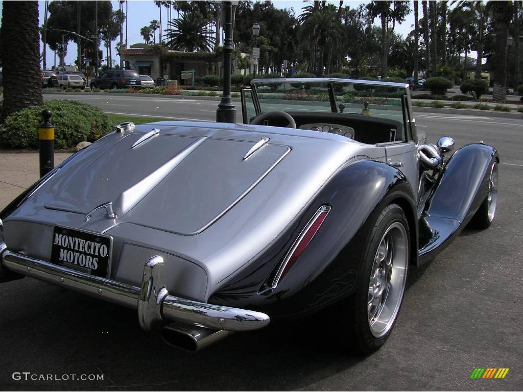 1936 500K Special Roadster Marlene Reproduction - Black/Silver / Grey photo #15