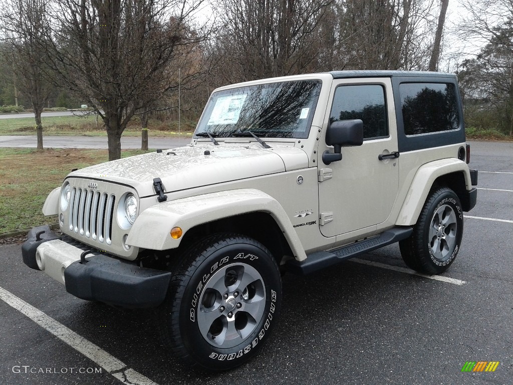 Gobi 2018 Jeep Wrangler Sahara 4x4 Exterior Photo #125530190