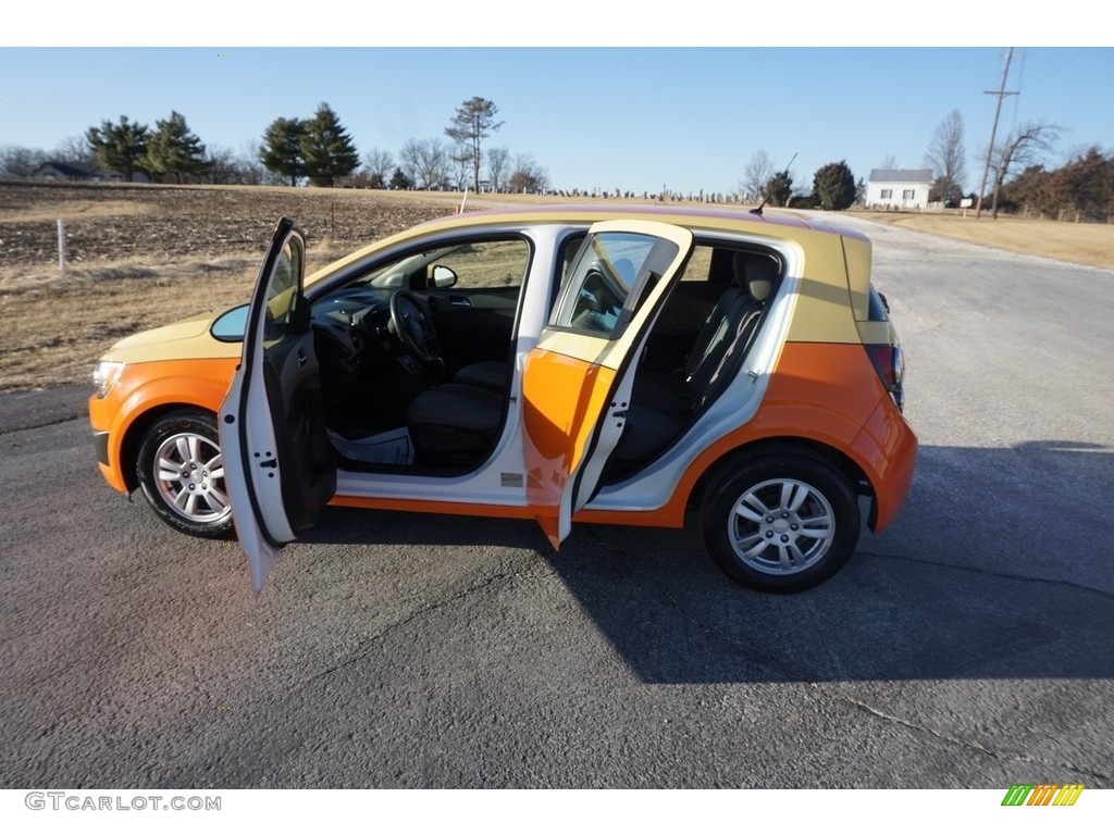 2012 Sonic LS Hatch - Inferno Orange Metallic / Jet Black/Dark Titanium photo #9