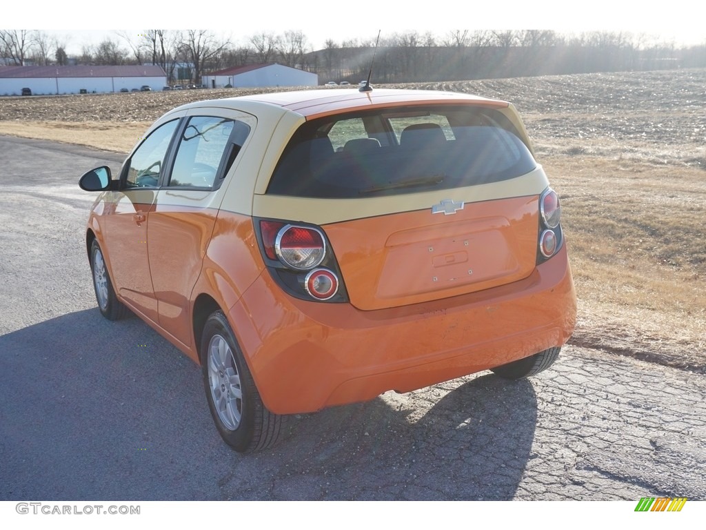 2012 Sonic LS Hatch - Inferno Orange Metallic / Jet Black/Dark Titanium photo #16