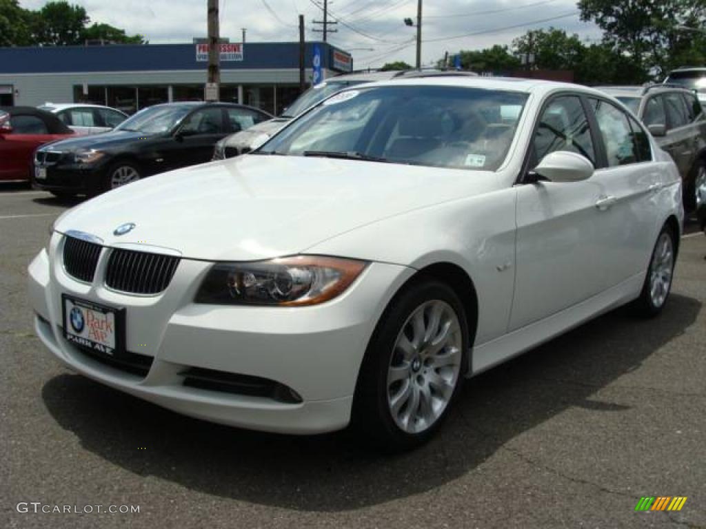 2006 3 Series 330i Sedan - Alpine White / Beige photo #4