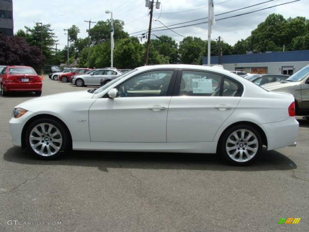 2006 3 Series 330i Sedan - Alpine White / Beige photo #5