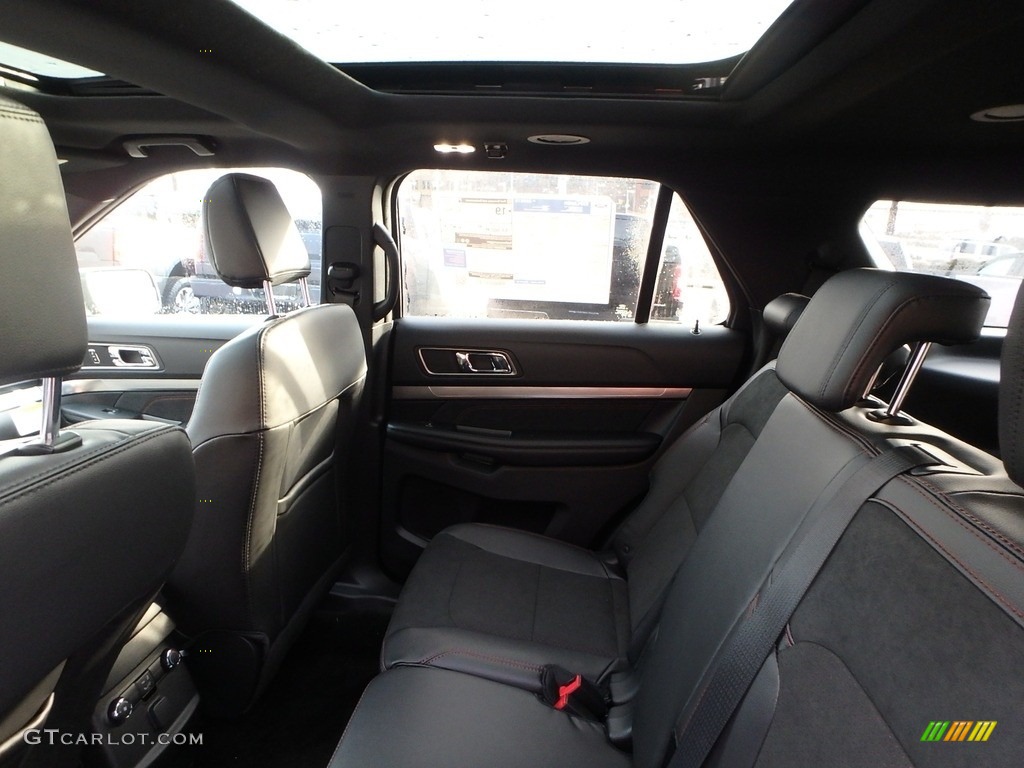 2018 Explorer XLT 4WD - Magnetic Metallic / Ebony Black photo #11