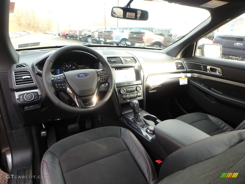 2018 Explorer XLT 4WD - Magnetic Metallic / Ebony Black photo #13