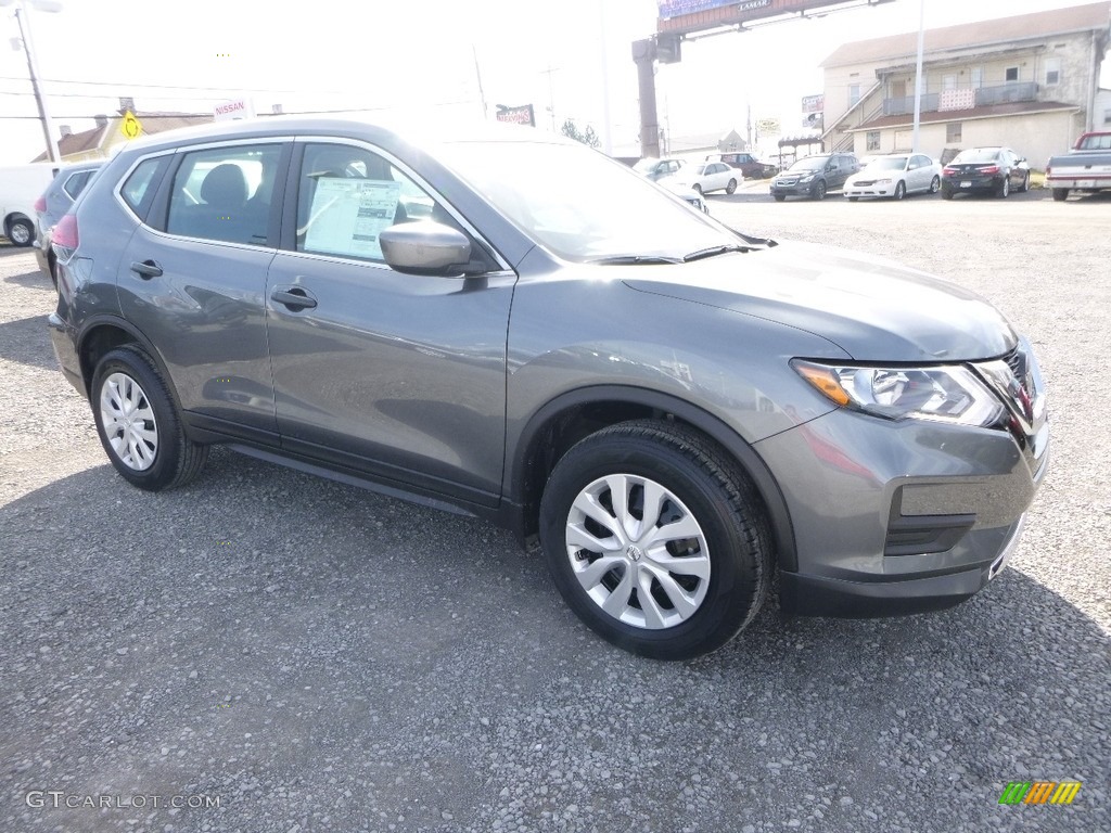 Gun Metallic Nissan Rogue