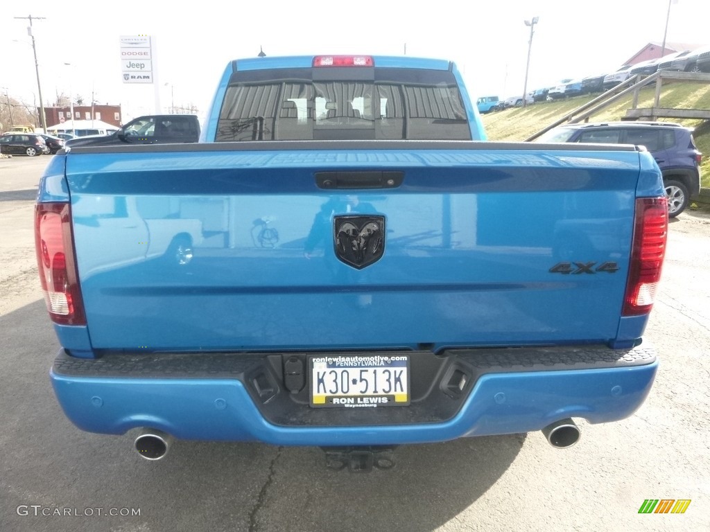 2018 1500 Sport Crew Cab 4x4 - Hydro Blue Pearl / Black photo #4