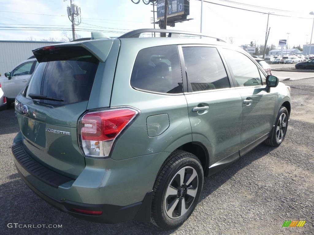 2018 Forester 2.5i Premium - Jasmine Green Metallic / Platinum photo #4