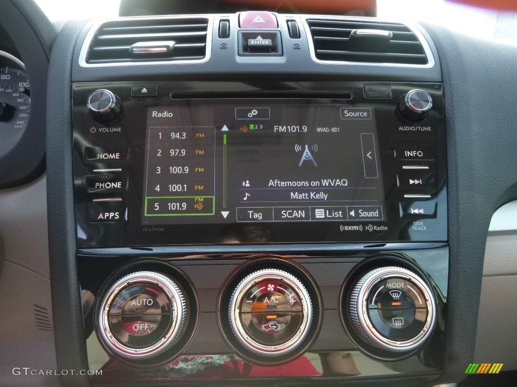 2018 Forester 2.5i Premium - Jasmine Green Metallic / Platinum photo #18