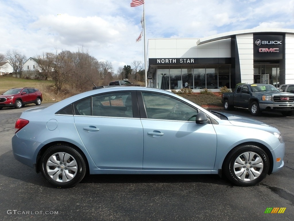 2012 Cruze LS - Ice Blue Metallic / Jet Black/Medium Titanium photo #5