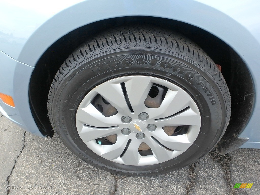 2012 Cruze LS - Ice Blue Metallic / Jet Black/Medium Titanium photo #14