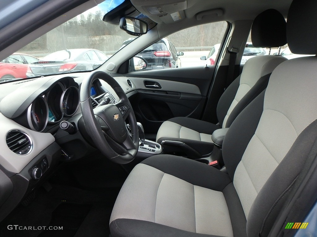 2012 Cruze LS - Ice Blue Metallic / Jet Black/Medium Titanium photo #15