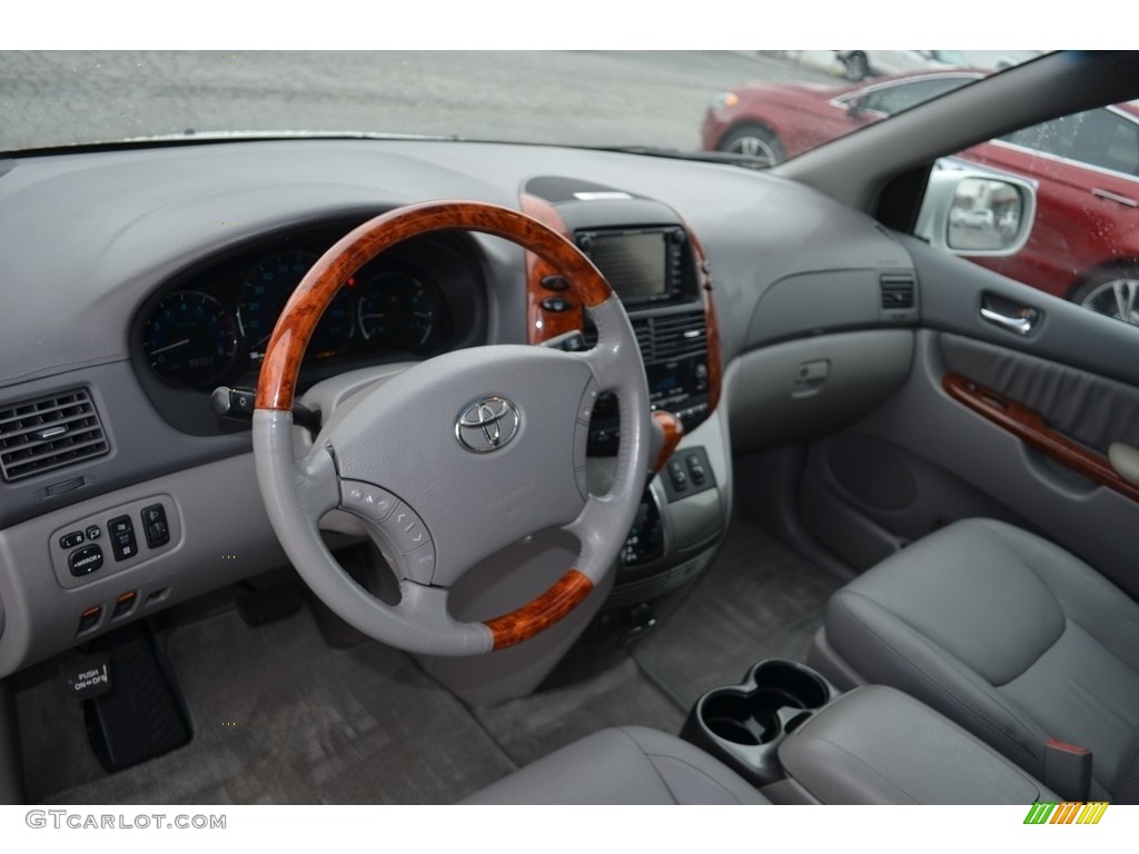 2006 Sienna XLE - Natural White / Stone Gray photo #9