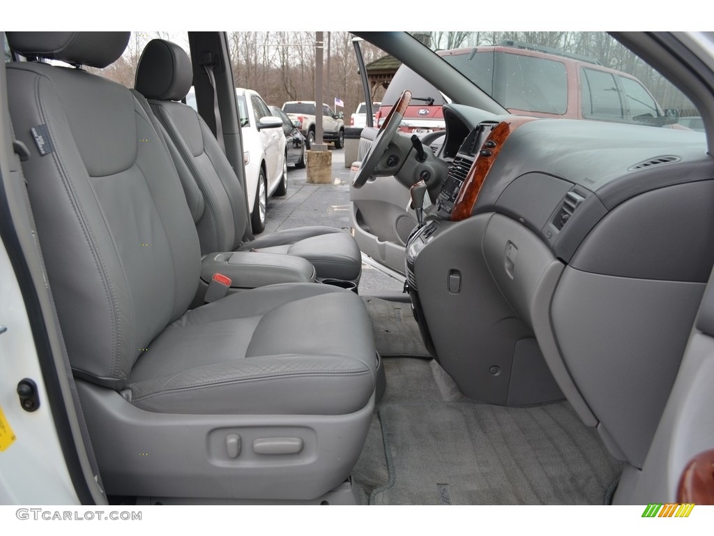 2006 Sienna XLE - Natural White / Stone Gray photo #14