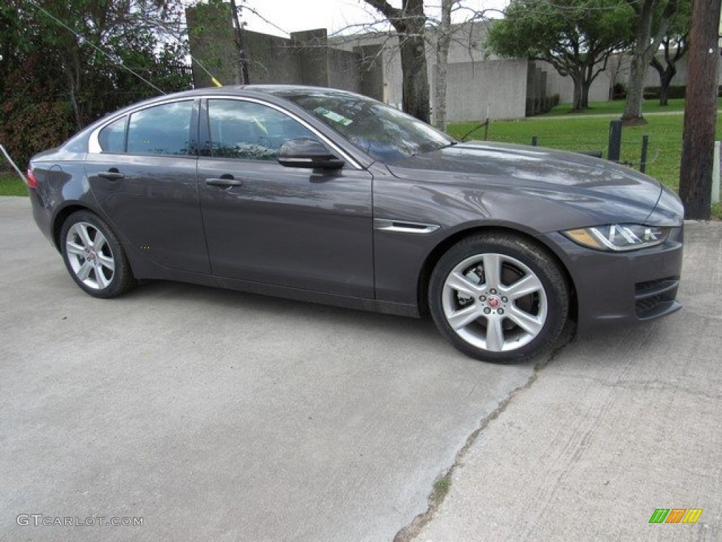 2017 XE 25t Premium - Tempest Gray / Jet photo #1
