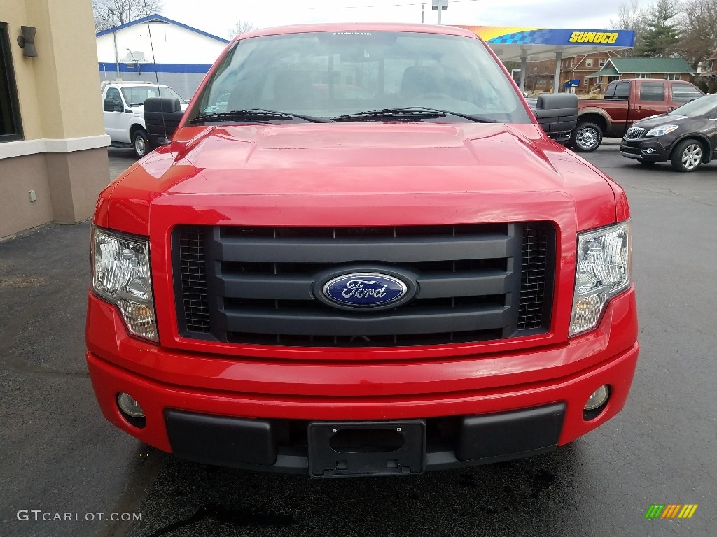 2010 F150 STX Regular Cab - Vermillion Red / Medium Stone photo #24