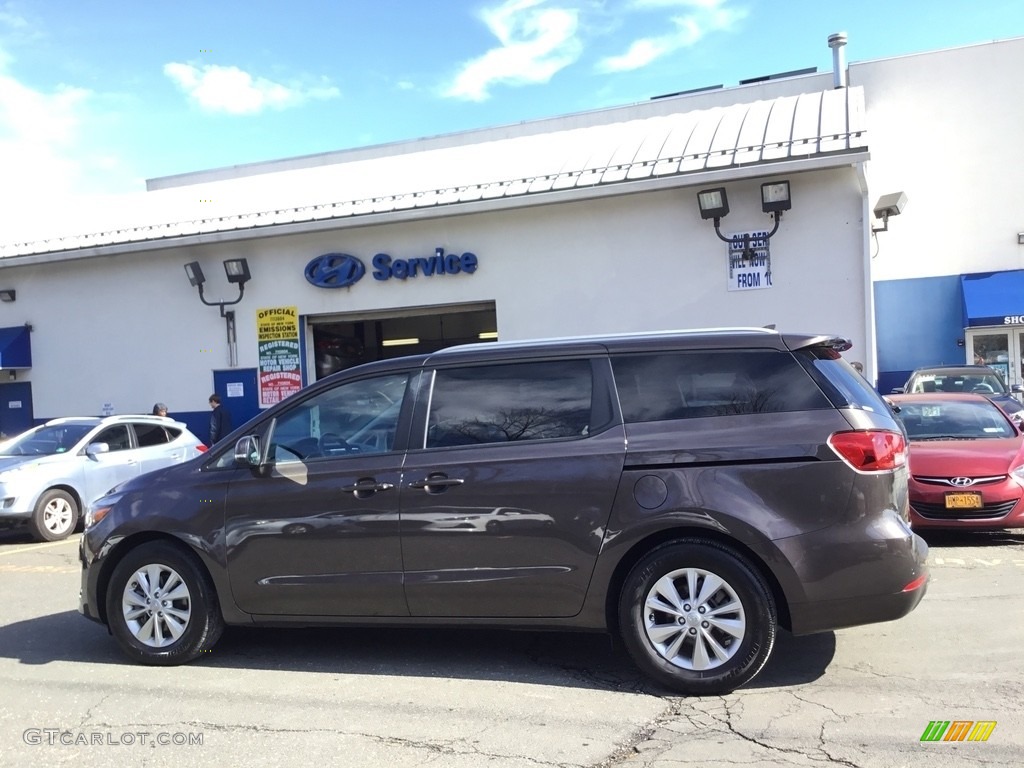 2017 Sedona LX - Titanium Bronze / Camel Beige photo #6