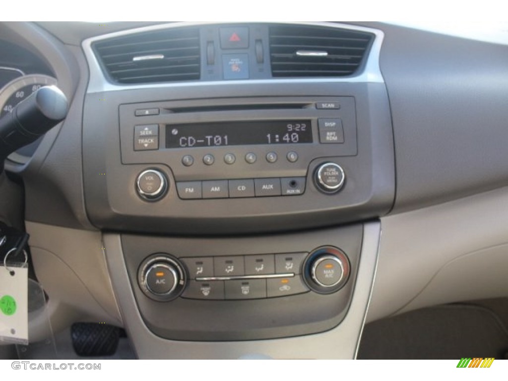2013 Sentra SV - Red Brick / Marble Gray photo #17