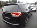 2018 Brilliant Black Crystal Pearl Chrysler Pacifica Limited  photo #5