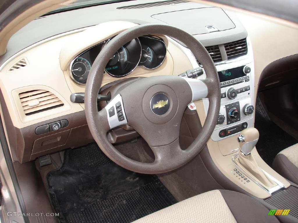 2008 Malibu LS Sedan - Amber Bronze Metallic / Cocoa/Cashmere Beige photo #9