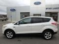 2015 White Platinum Metallic Tri-Coat Ford Escape SE  photo #9