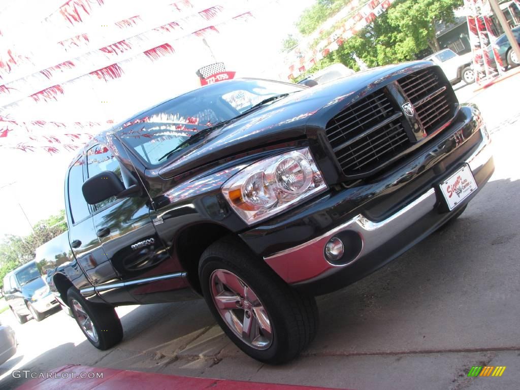 2006 Ram 1500 SLT Quad Cab 4x4 - Brilliant Black Crystal Pearl / Medium Slate Gray photo #8