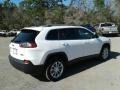 2019 Bright White Jeep Cherokee Latitude  photo #5