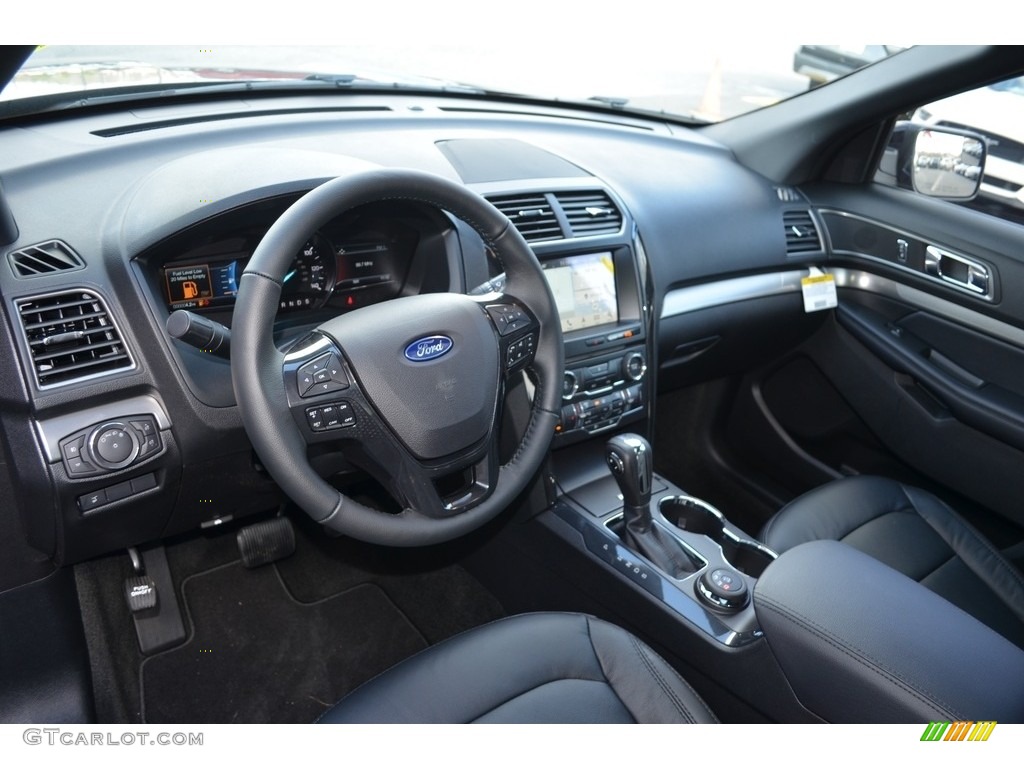 2018 Explorer XLT 4WD - Magnetic Metallic / Ebony Black photo #8